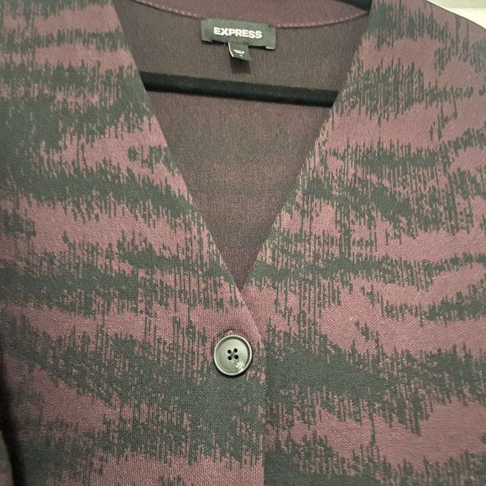 Abstract Jacquard Button Front Cardigan - Picture 5 of 5